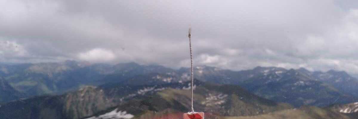 Flugwegposition um 13:28:17: Aufgenommen in der Nähe von St. Nikolai im Sölktal, 8961, Österreich in 2270 Meter